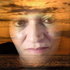 Meet your Posher, Gloria